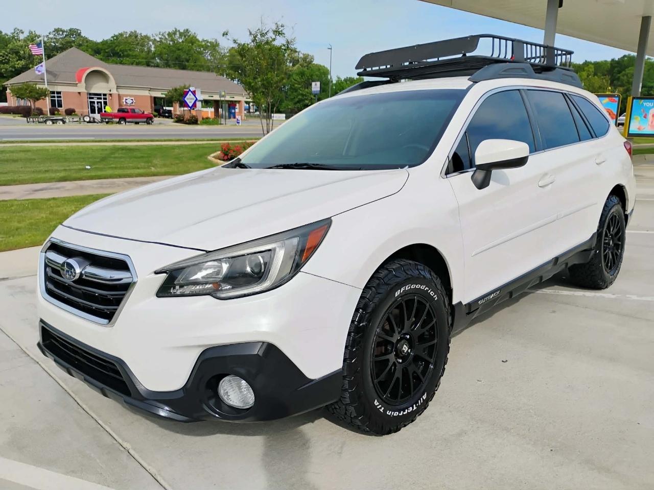 2018 Subaru Outback 2.5i Premium's photo