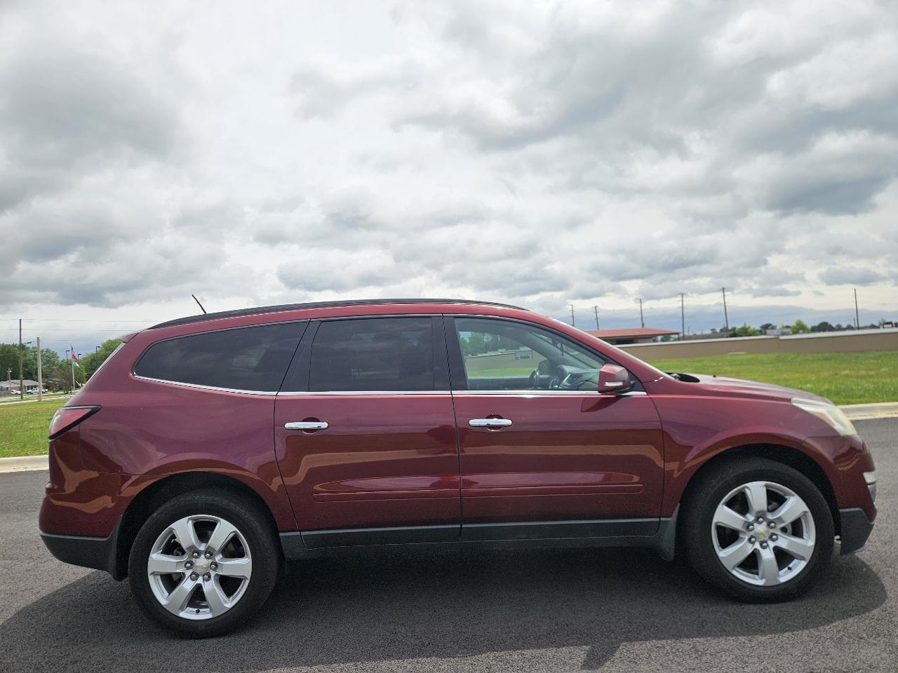 Chevrolet Traverse FWD 4dr LT w/1LT 2017