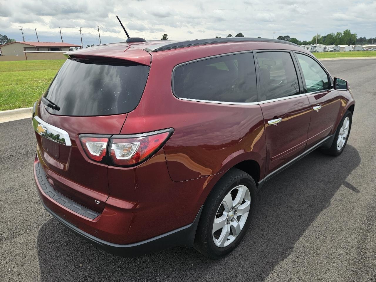 Chevrolet Traverse FWD 4dr LT w/1LT 2017