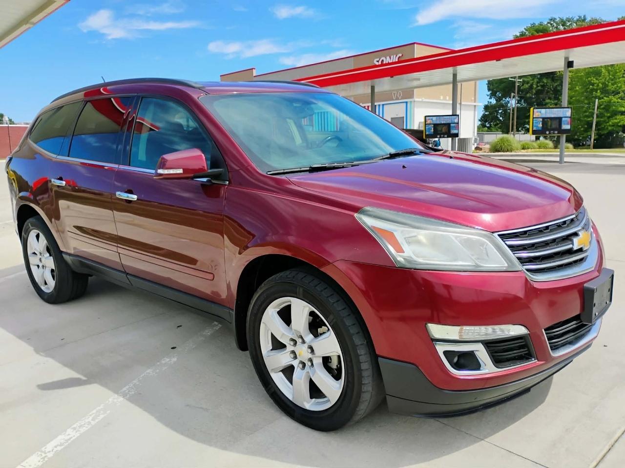 2017 Chevrolet Traverse FWD 4dr LT w/1LT