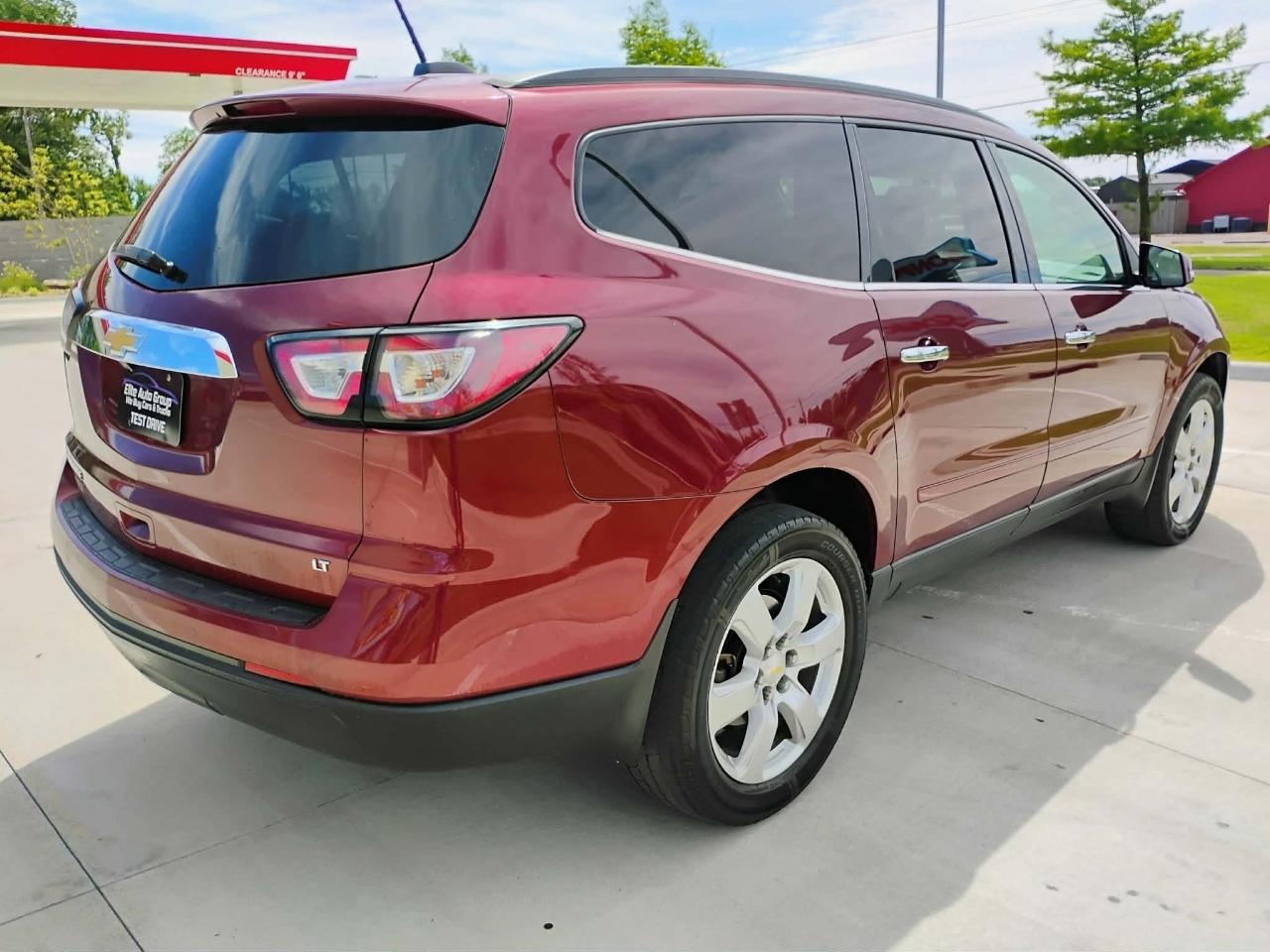 Chevrolet Traverse FWD 4dr LT w/1LT 2017