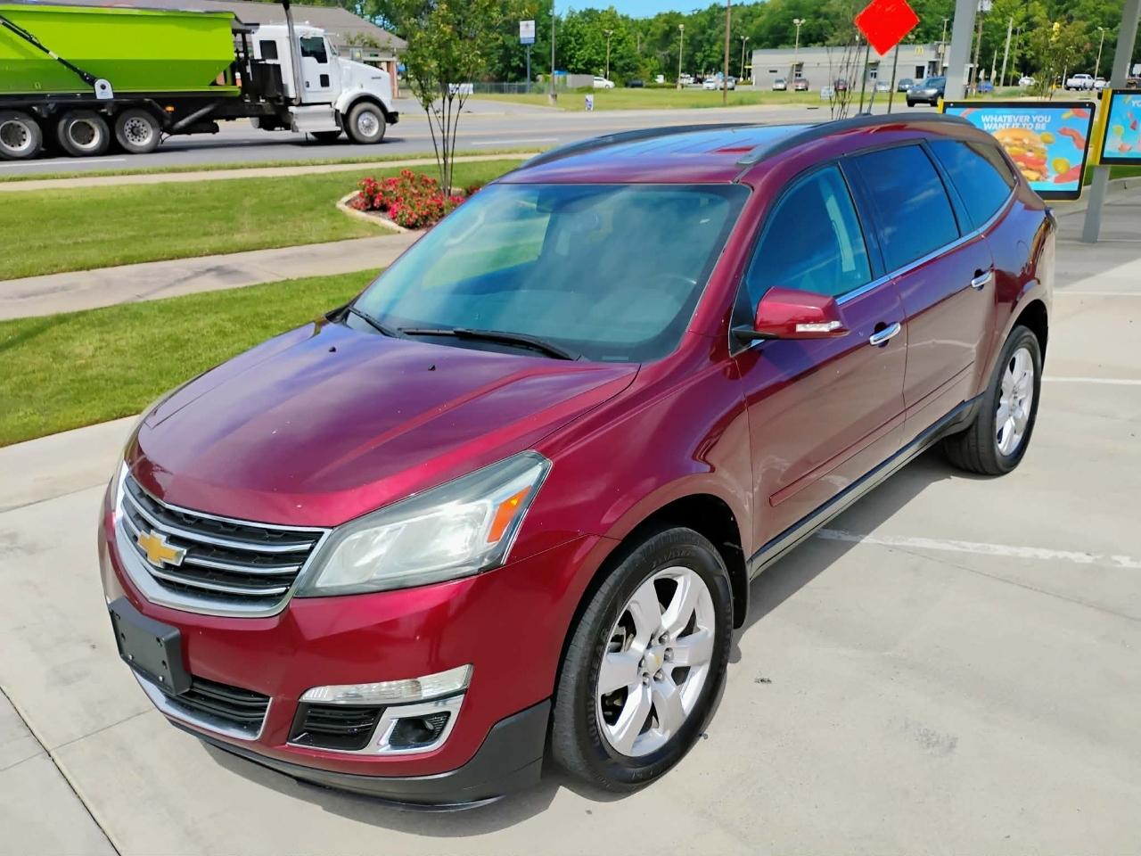 Chevrolet Traverse FWD 4dr LT w/1LT 2017