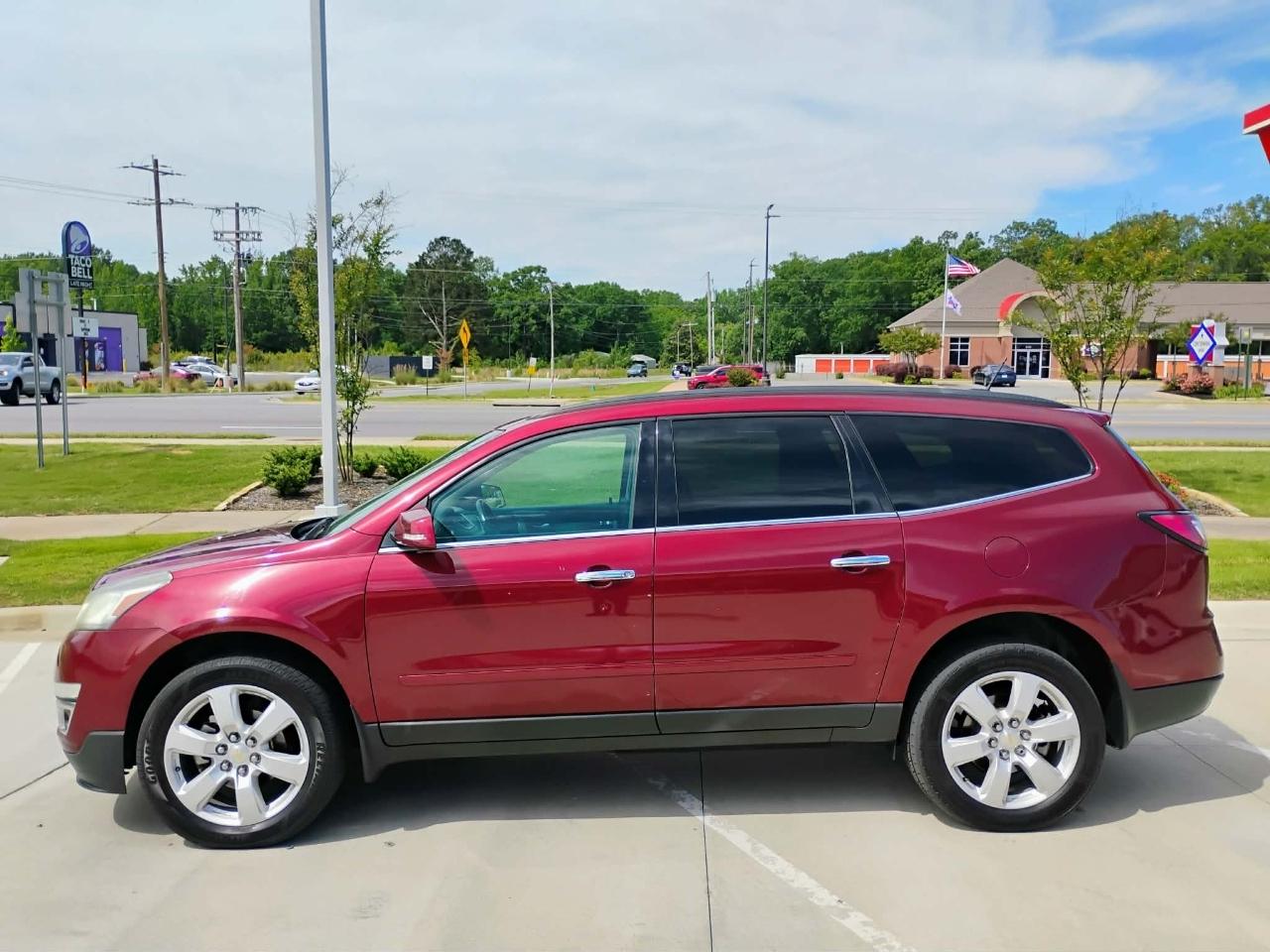 Chevrolet Traverse FWD 4dr LT w/1LT 2017