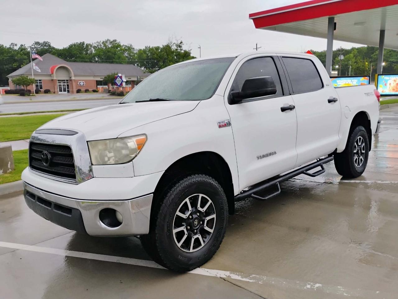 2009 Toyota Tundra 2WD Truck CrewMax 5.7L V8 6-Spd AT (Natl)