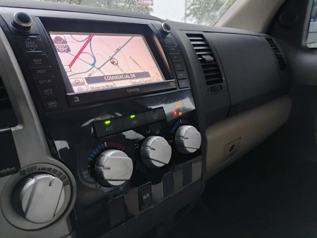 Toyota Tundra 2WD Truck CrewMax 5.7L V8 6-Spd AT (Natl) 2009
