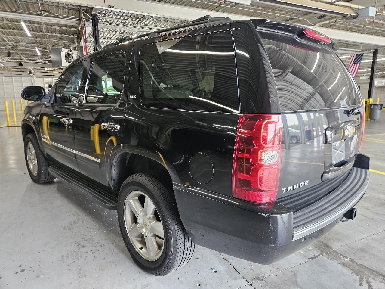Chevrolet Tahoe 2WD 4dr 1500 LTZ 2009