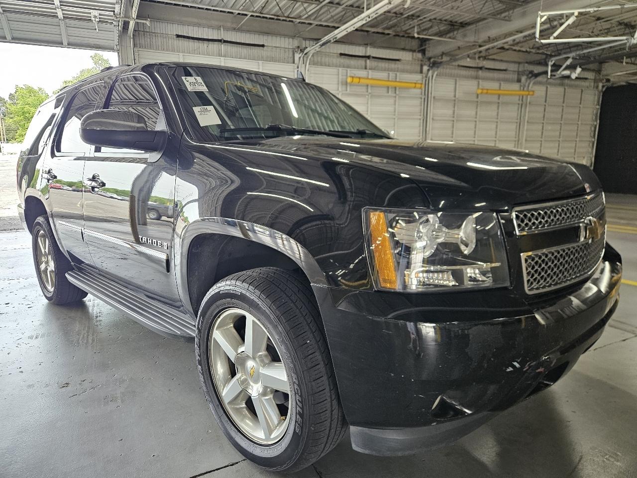 Chevrolet Tahoe 2WD 4dr 1500 LTZ 2009