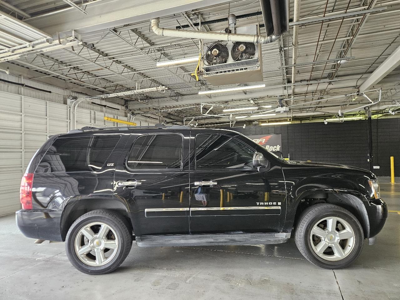 Chevrolet Tahoe 2WD 4dr 1500 LTZ 2009