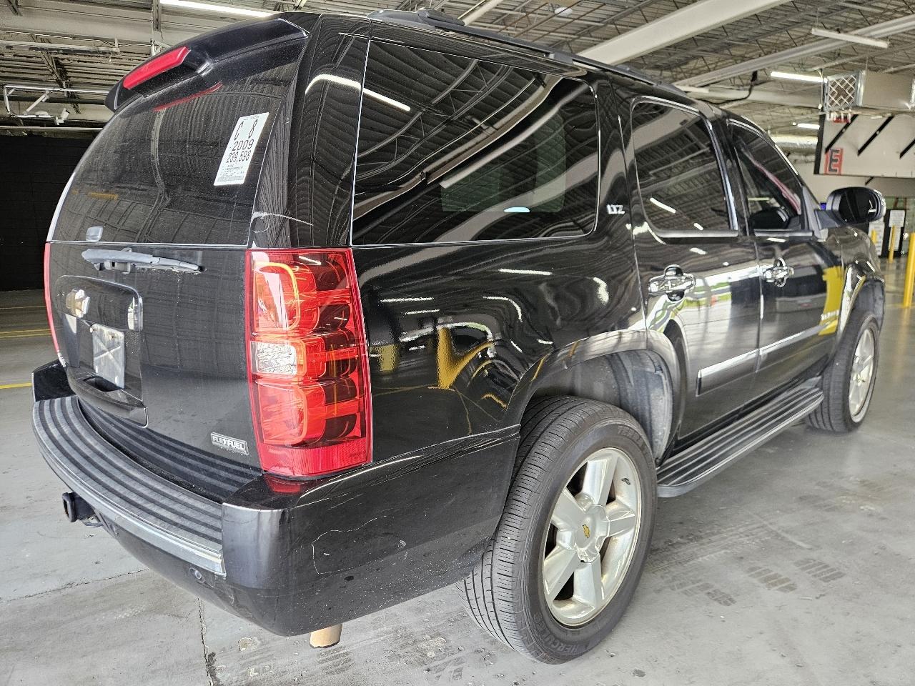 Chevrolet Tahoe 2WD 4dr 1500 LTZ 2009