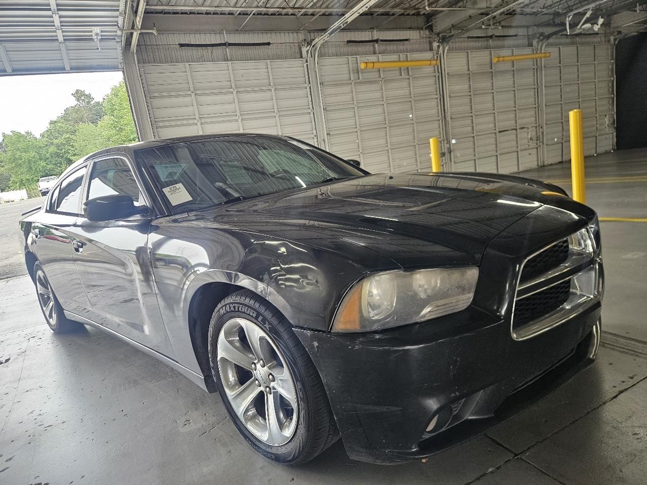 Dodge Charger 4dr Sdn SXT RWD 2014