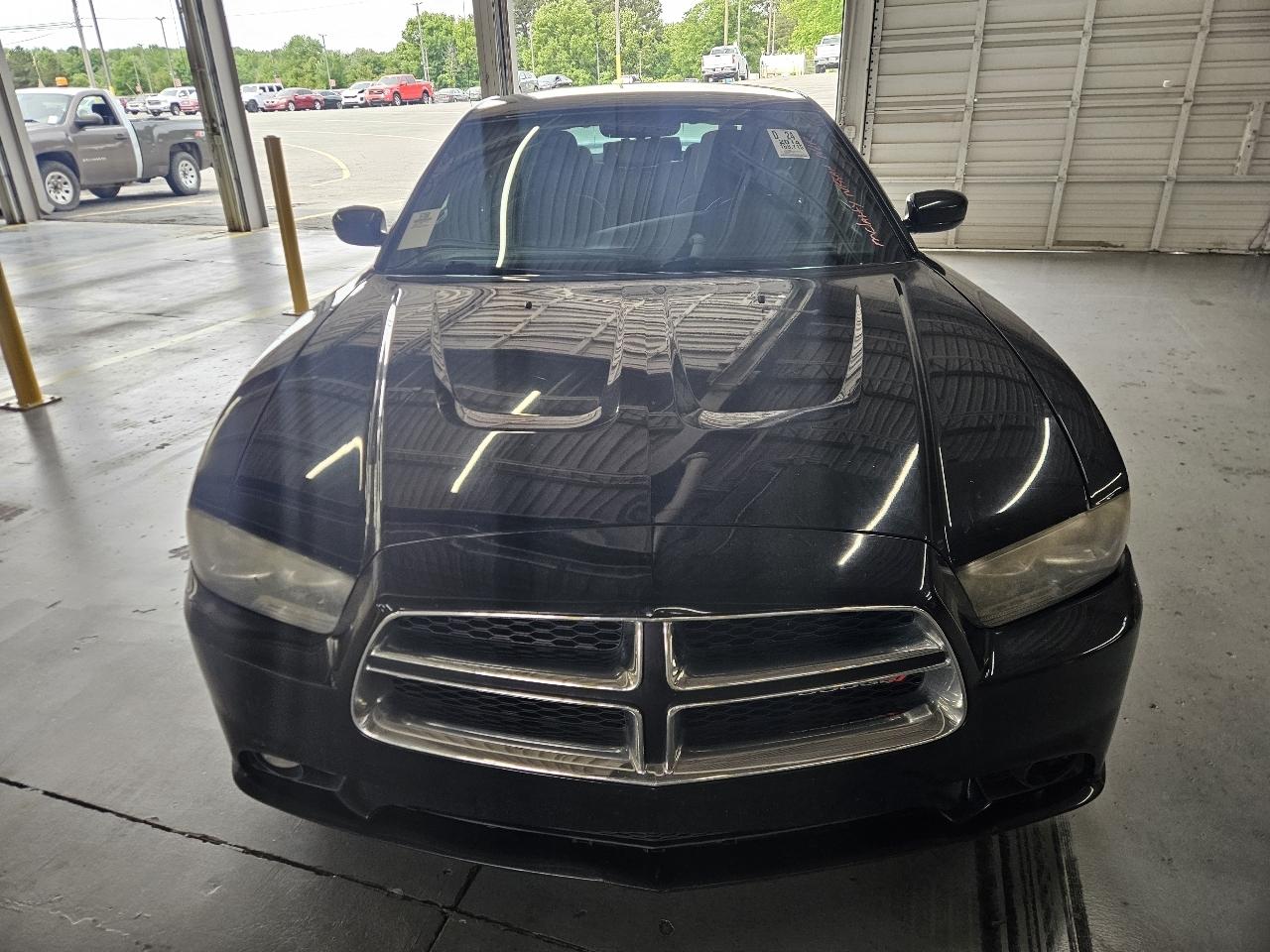 Dodge Charger 4dr Sdn SXT RWD 2014