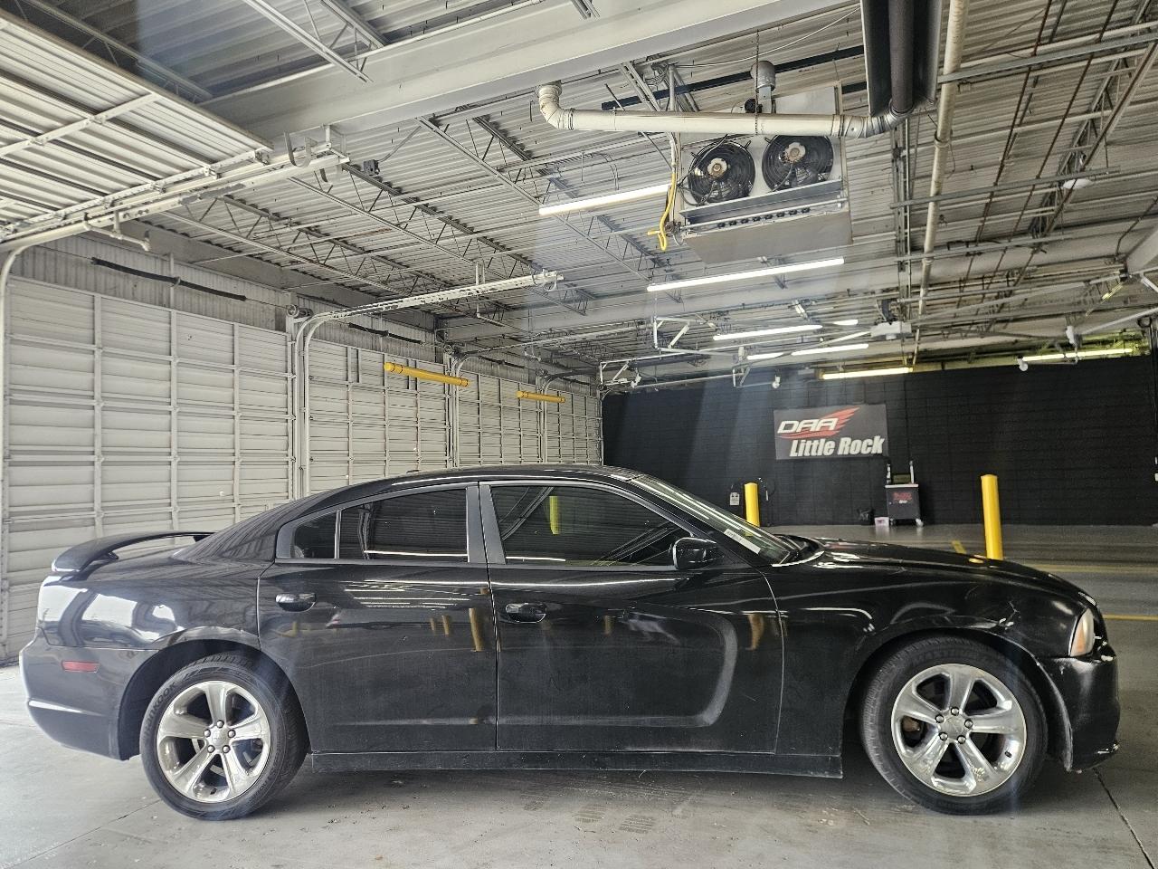 Dodge Charger 4dr Sdn SXT RWD 2014