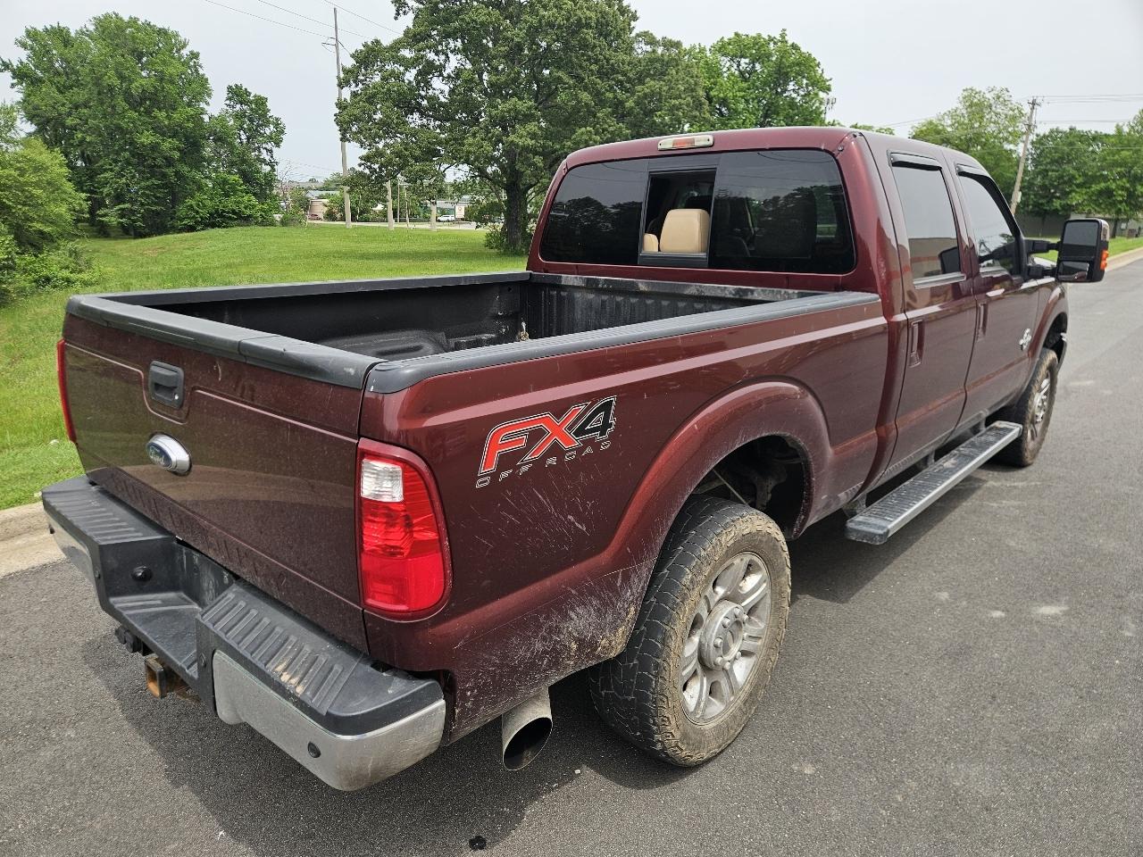 Ford Super Duty F-250 SRW 4WD Crew Cab 156" Lariat 2013
