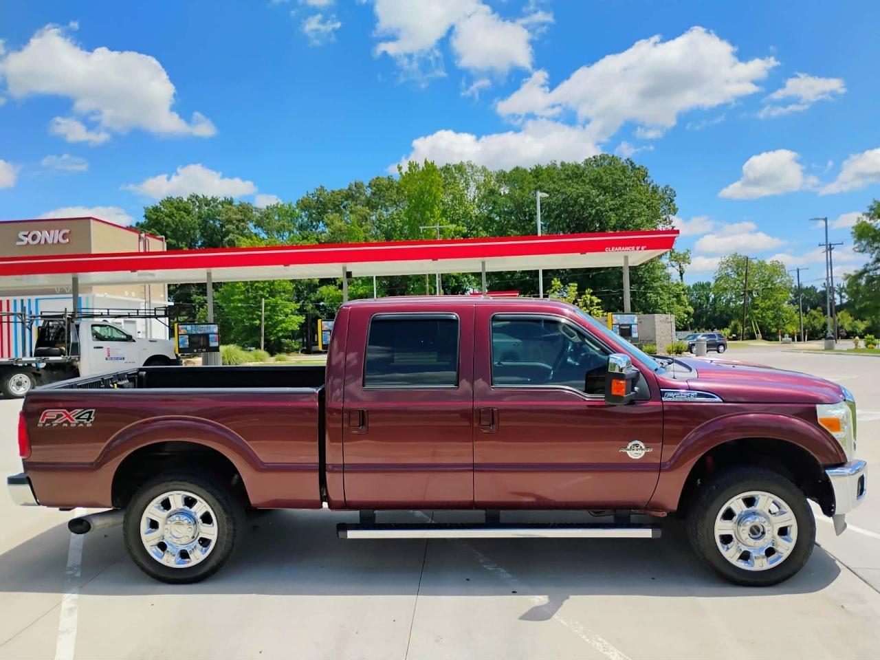 Ford Super Duty F-250 SRW 4WD Crew Cab 156" Lariat 2013
