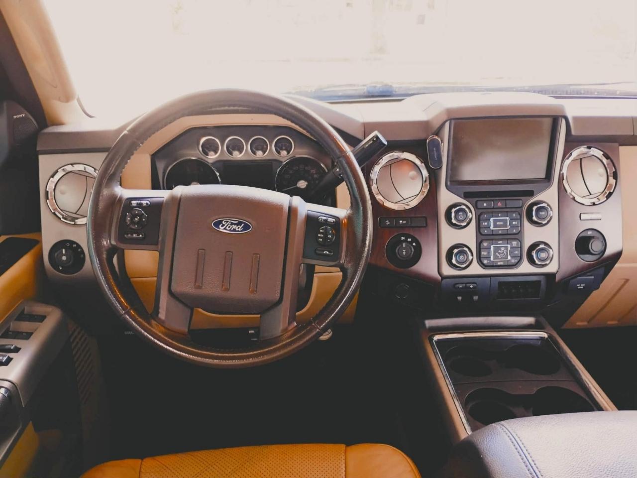 Ford Super Duty F-250 SRW 4WD Crew Cab 156" Lariat 2013