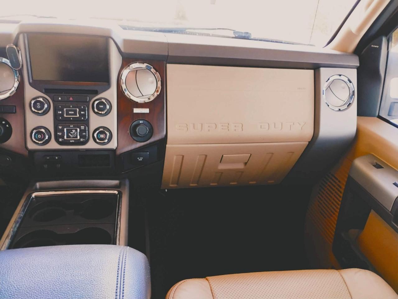 Ford Super Duty F-250 SRW 4WD Crew Cab 156" Lariat 2013
