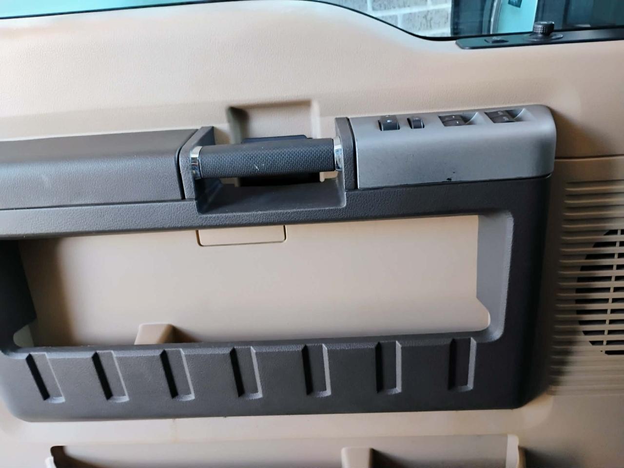 Ford Super Duty F-250 SRW 4WD Crew Cab 156" Lariat 2013