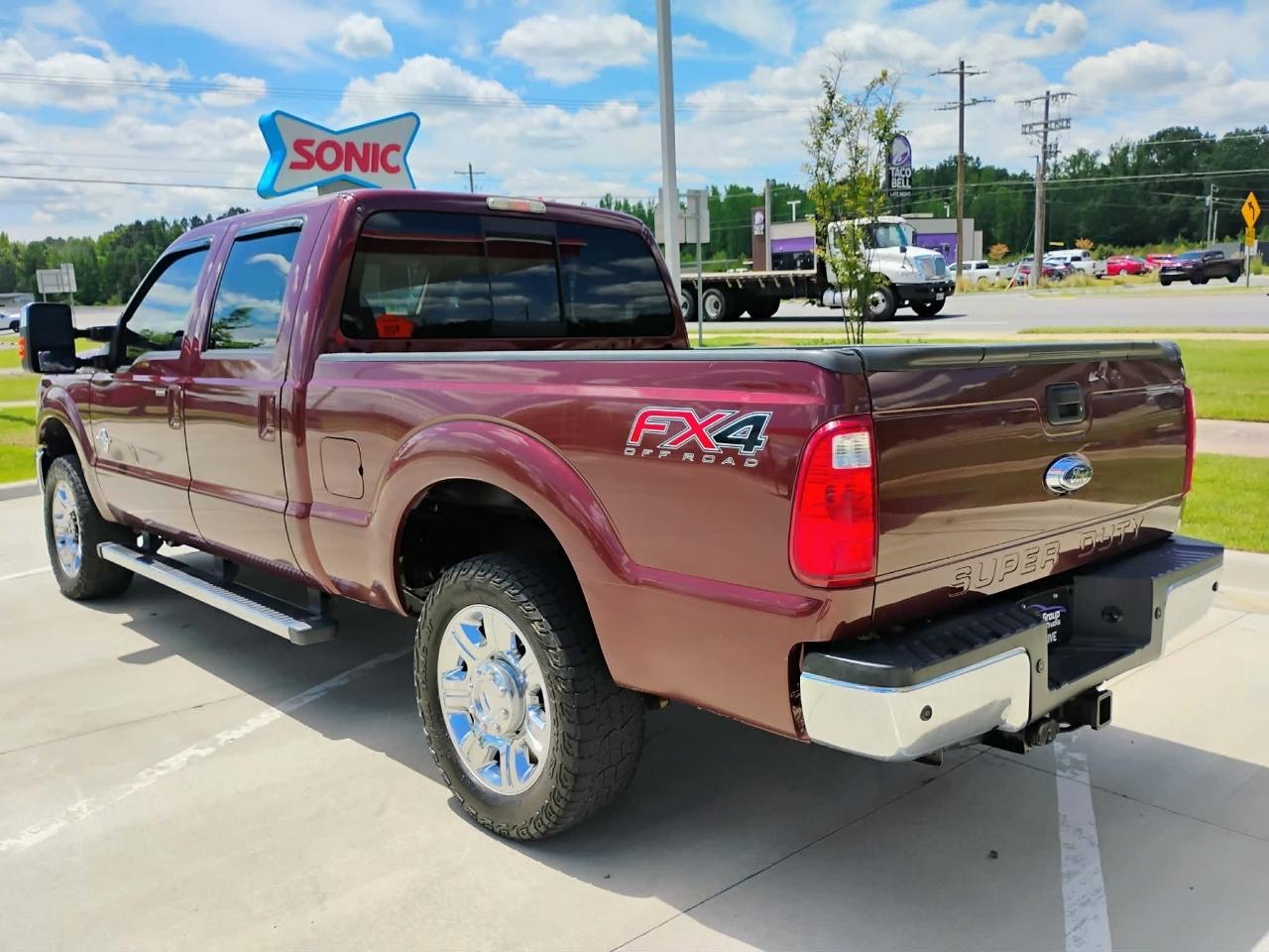 Ford Super Duty F-250 SRW 4WD Crew Cab 156" Lariat 2013
