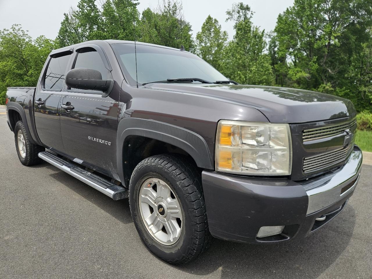 Chevrolet Silverado 1500 4WD Crew Cab 143.5" LT 2010