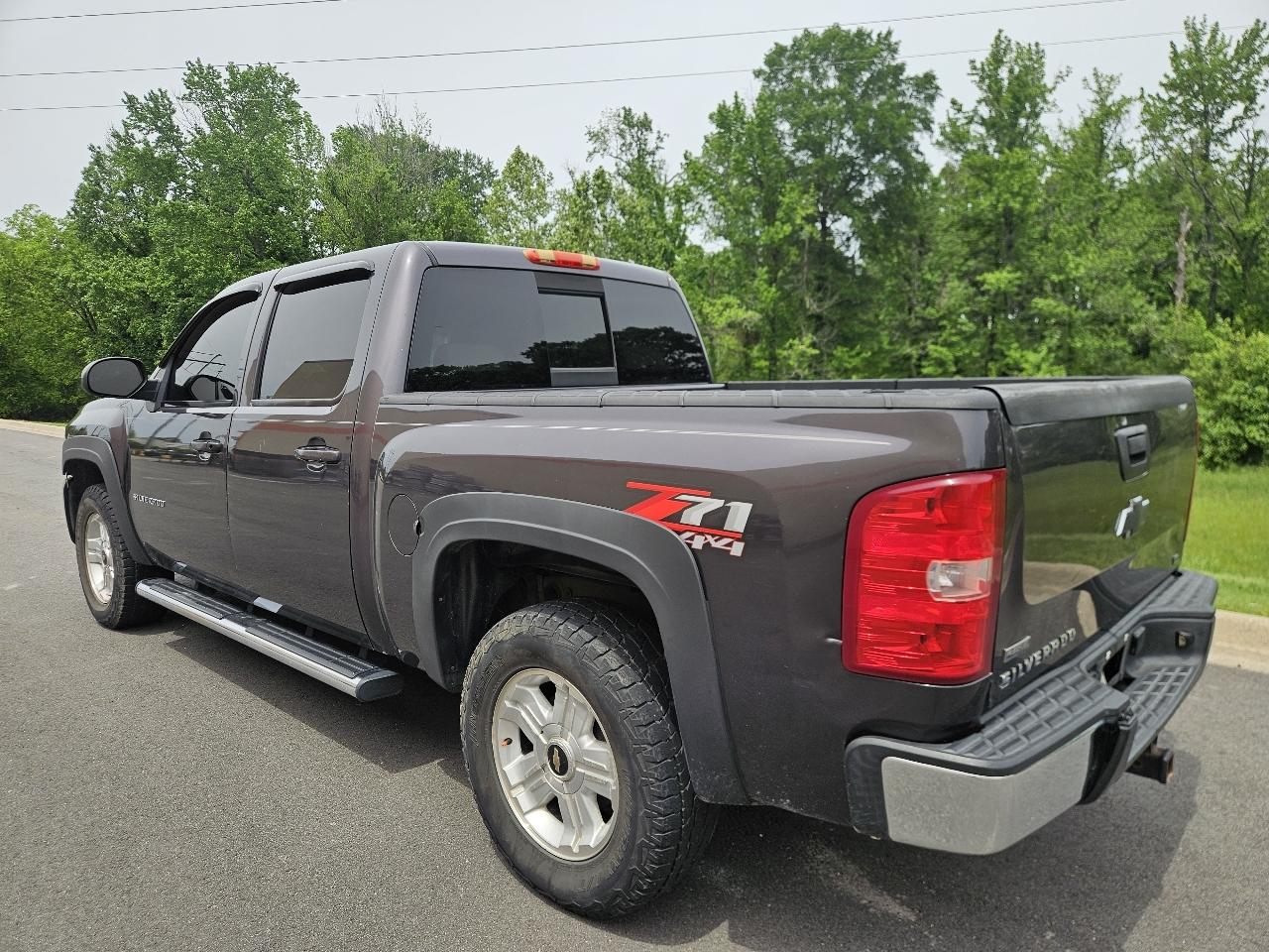 Chevrolet Silverado 1500 4WD Crew Cab 143.5" LT 2010