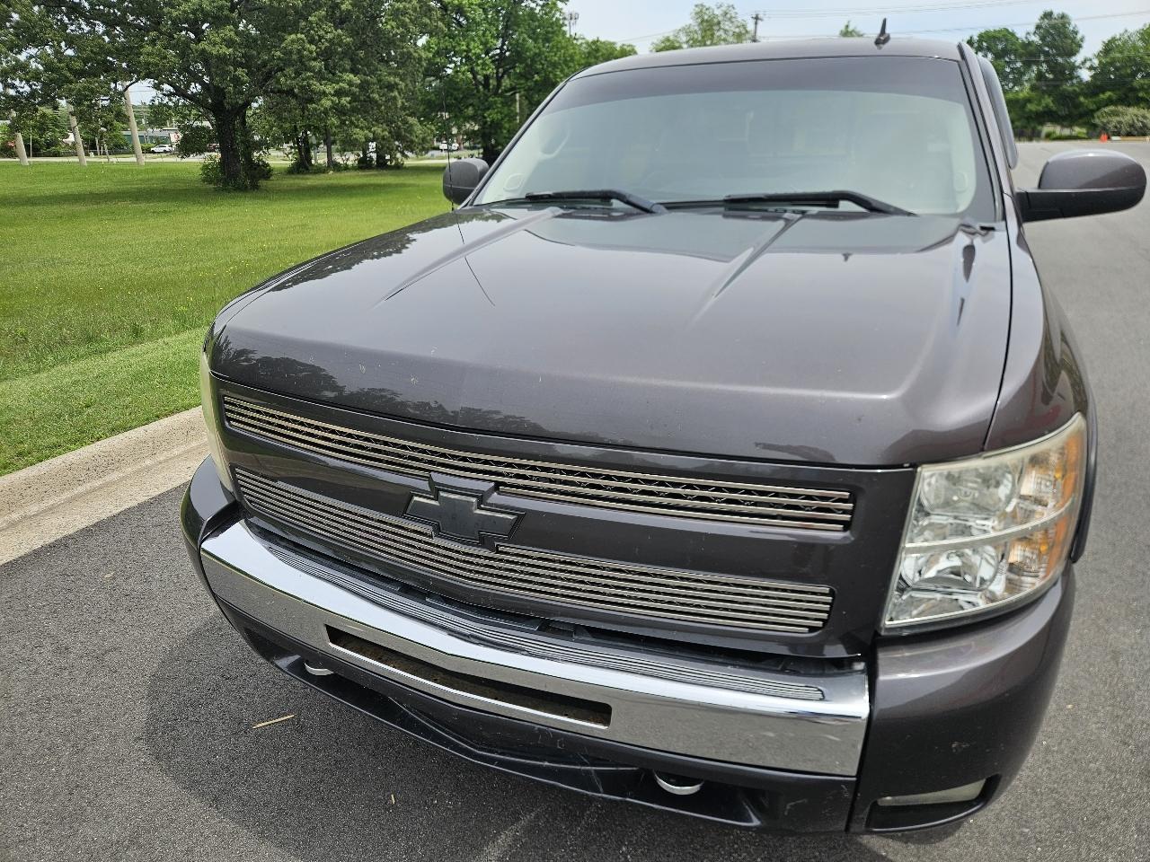 Chevrolet Silverado 1500 4WD Crew Cab 143.5" LT 2010