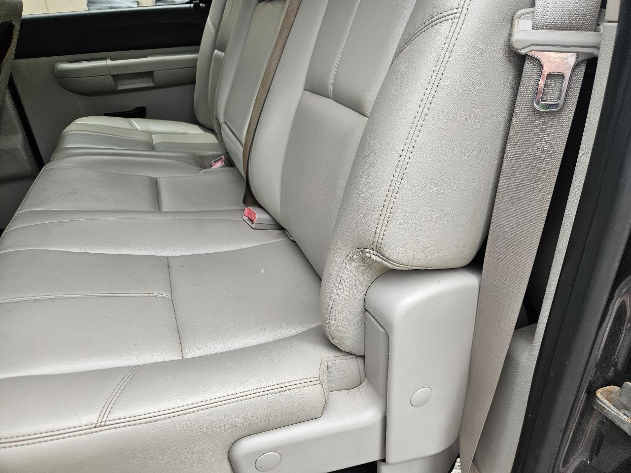 Chevrolet Silverado 1500 4WD Crew Cab 143.5" LT 2010