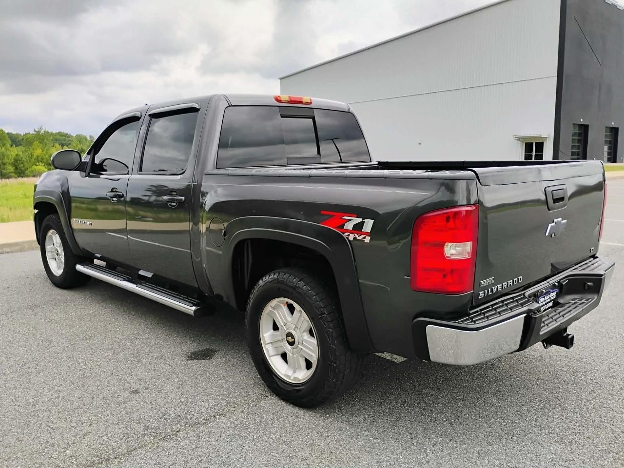 Chevrolet Silverado 1500 4WD Crew Cab 143.5" LT 2010