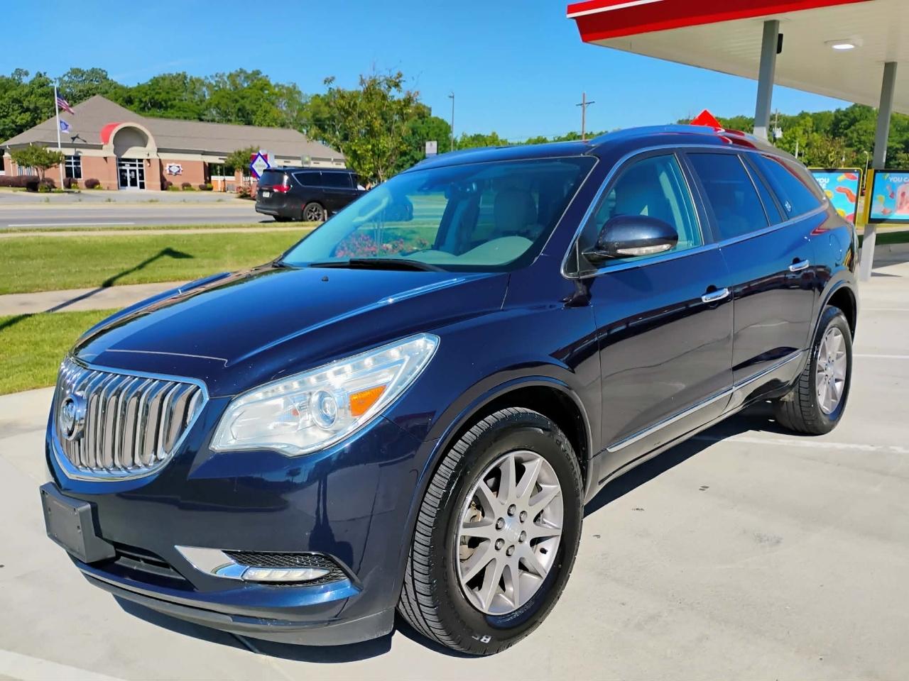2017 Buick Enclave FWD 4dr Leather