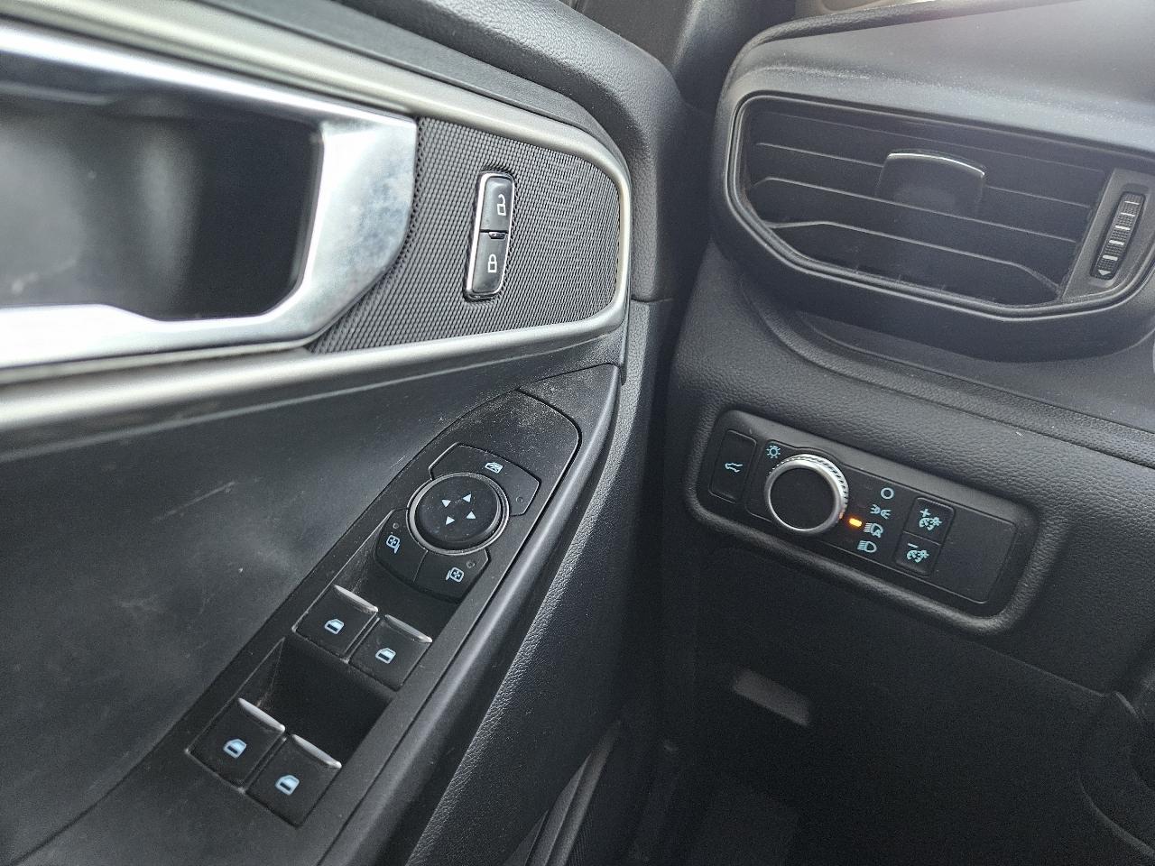 Ford Explorer Base RWD 2020