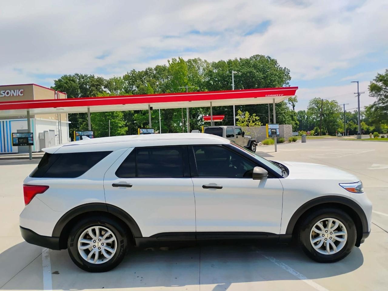 Ford Explorer Base RWD 2020