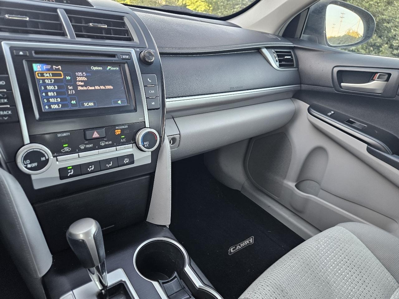 Toyota Camry 4dr Sdn I4 Auto SE Sport Limited Edition (Natl) 2012
