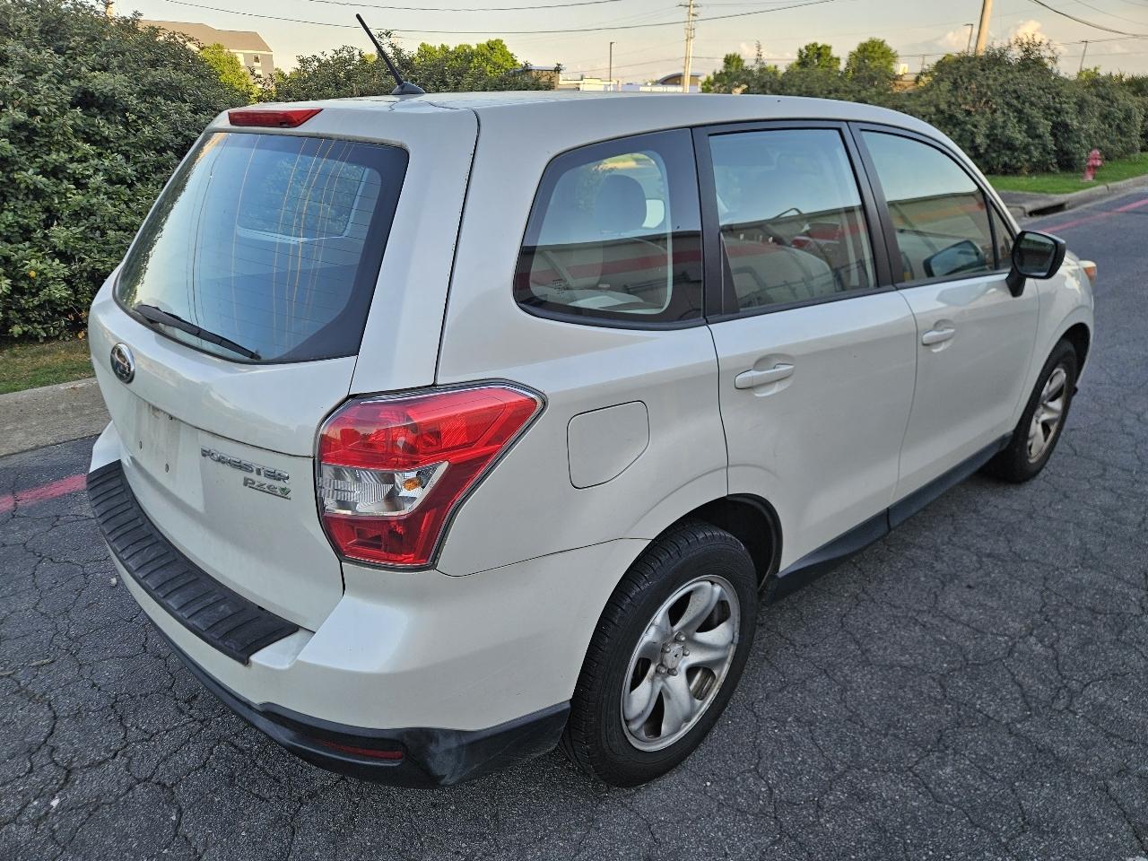 Subaru Forester 4dr Man 2.5i PZEV 2015