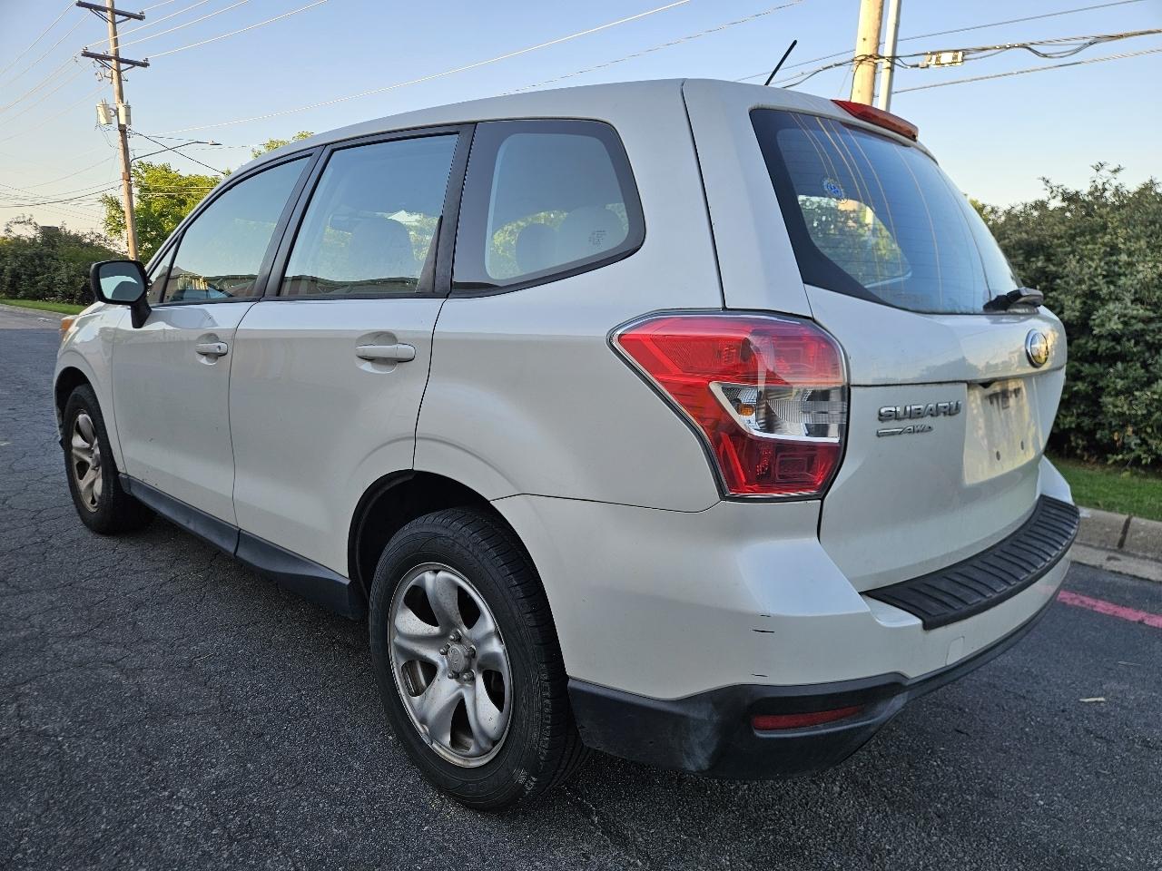 Subaru Forester 4dr Man 2.5i PZEV 2015