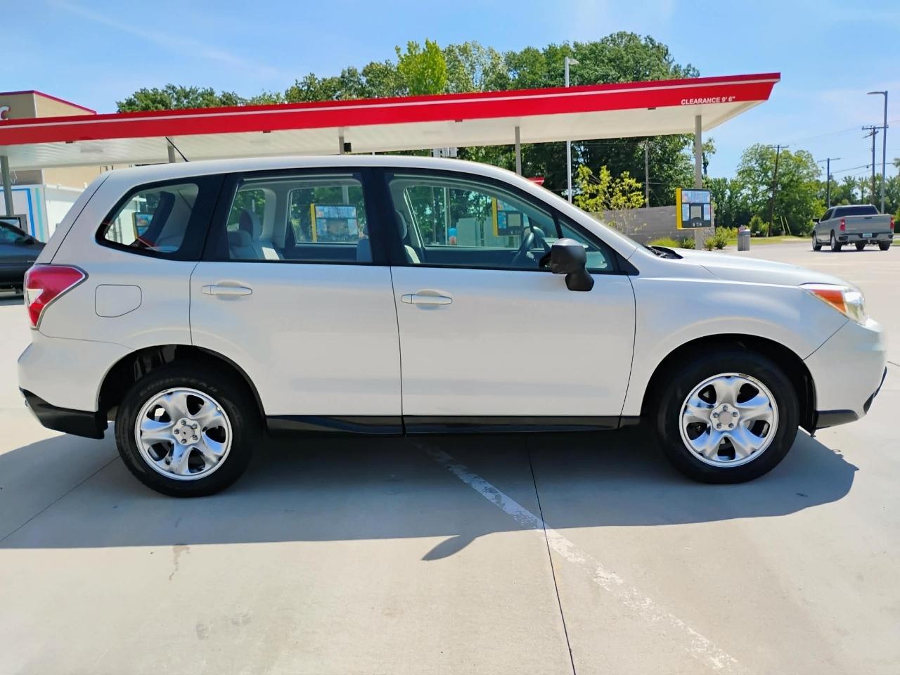 Subaru Forester 4dr Man 2.5i PZEV 2015