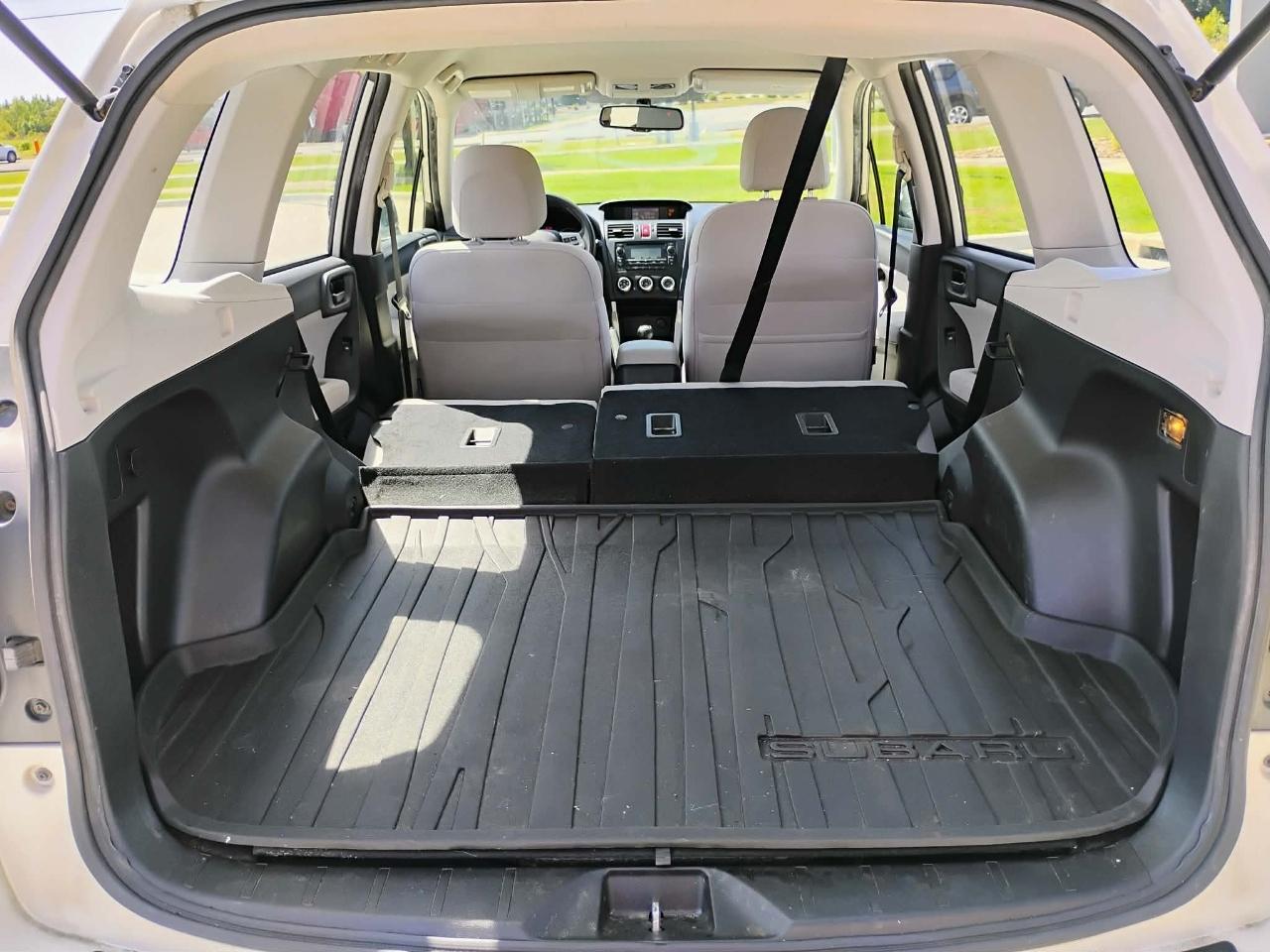 Subaru Forester 4dr Man 2.5i PZEV 2015