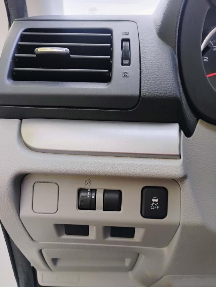 Subaru Forester 4dr Man 2.5i PZEV 2015