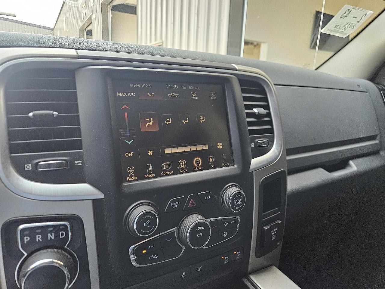 RAM 1500 2WD Crew Cab 140.5" Big Horn 2015