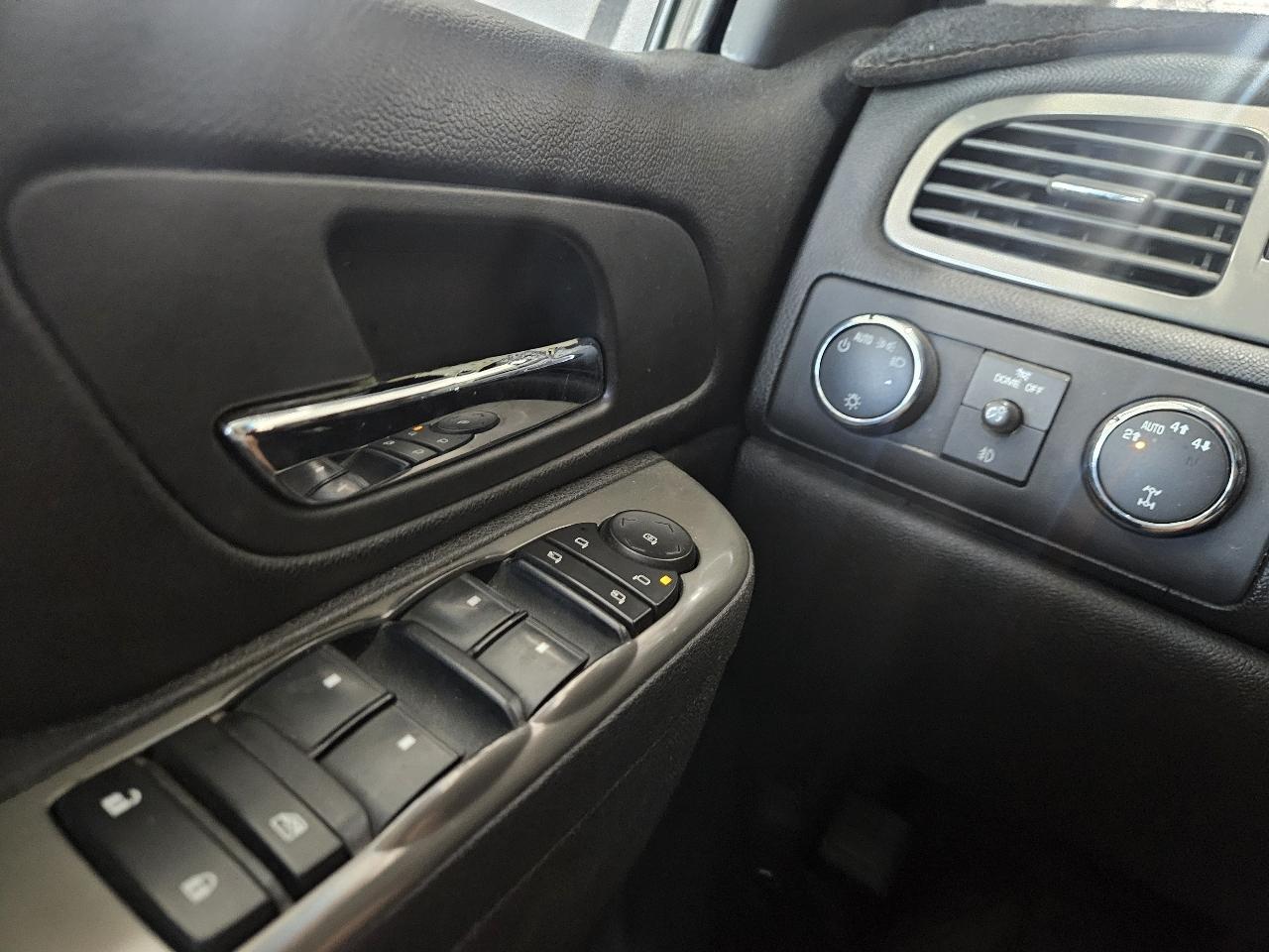 GMC Sierra 1500 4WD Crew Cab 143.5" SLE 2010