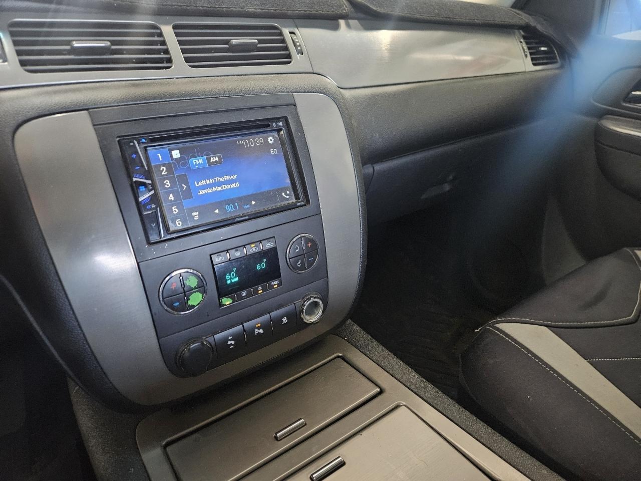 GMC Sierra 1500 4WD Crew Cab 143.5" SLE 2010