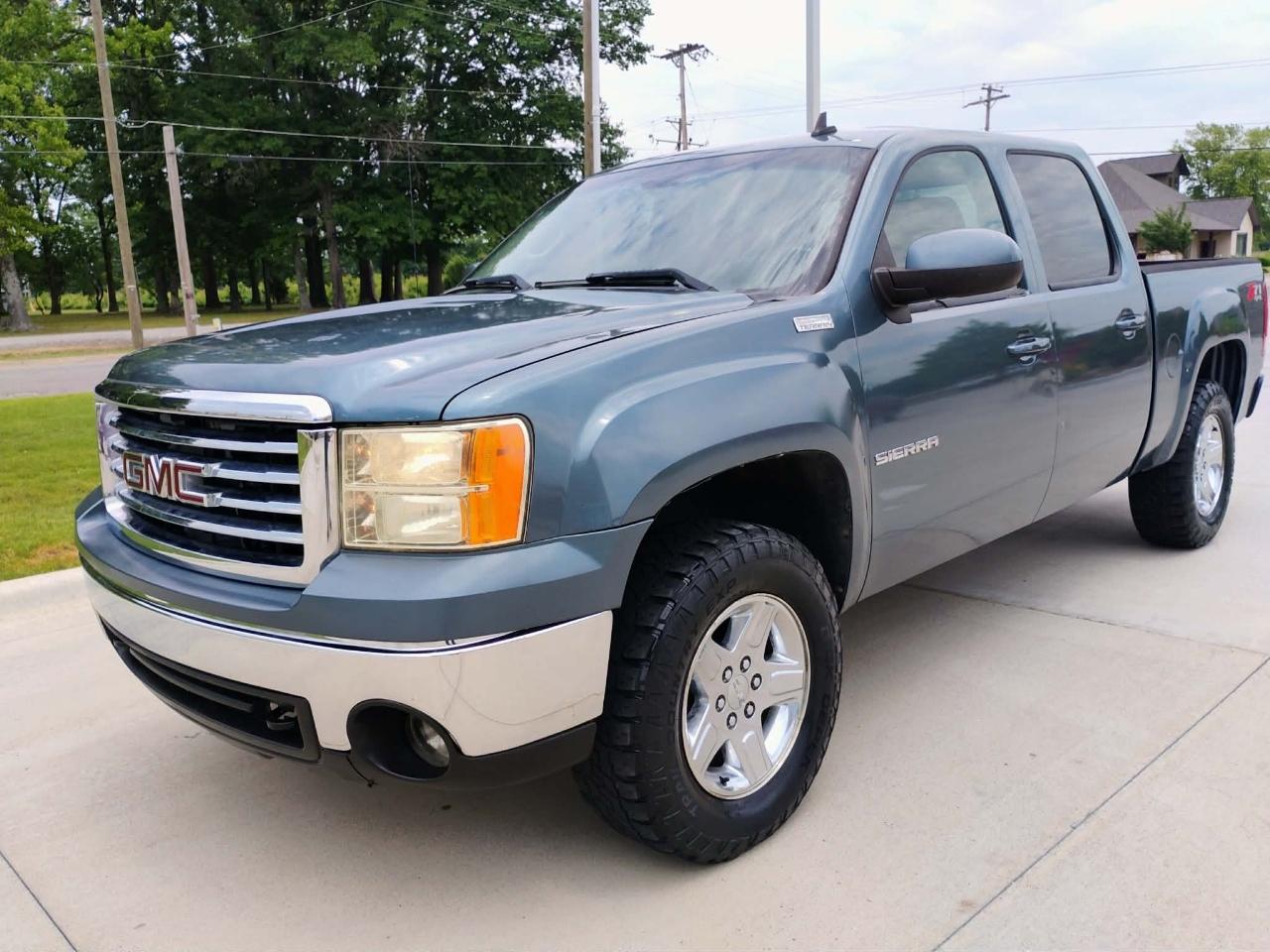 GMC Sierra 1500 4WD Crew Cab 143.5" SLE 2010
