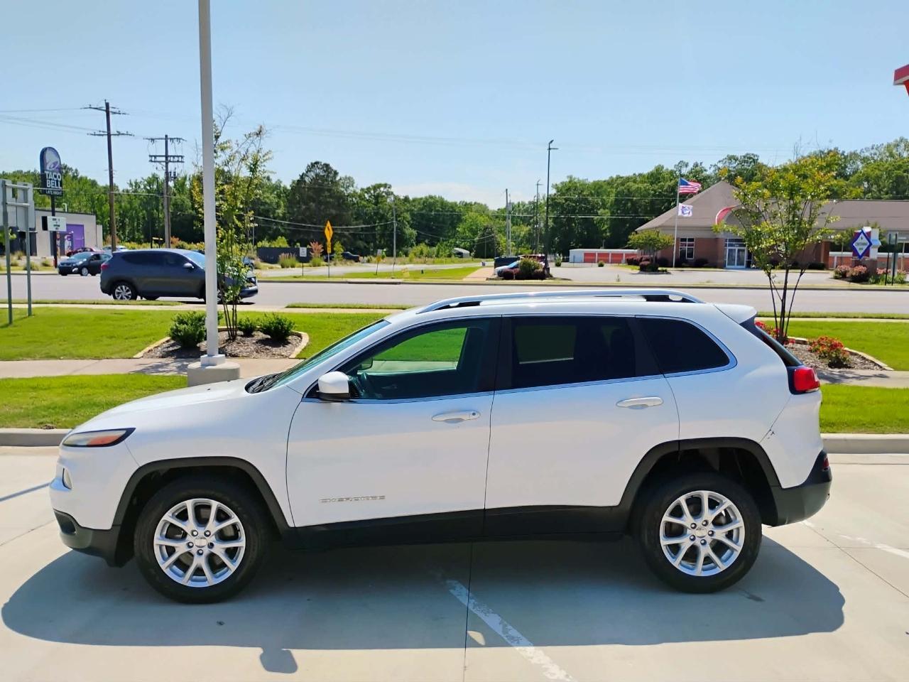 Jeep Cherokee FWD 4dr Latitude 2016