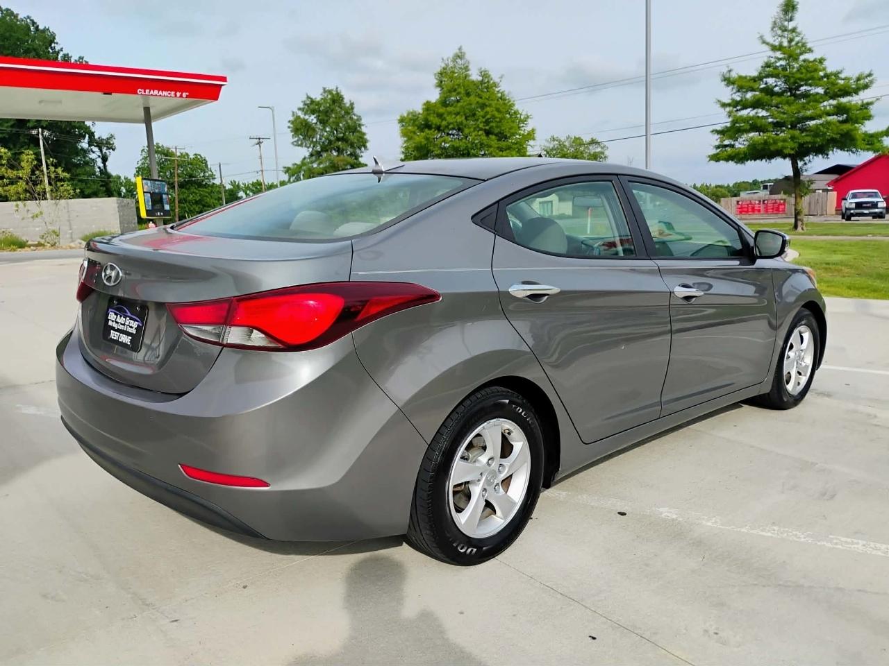 Hyundai Elantra 4dr Sdn Auto SE (Alabama Plant) 2014