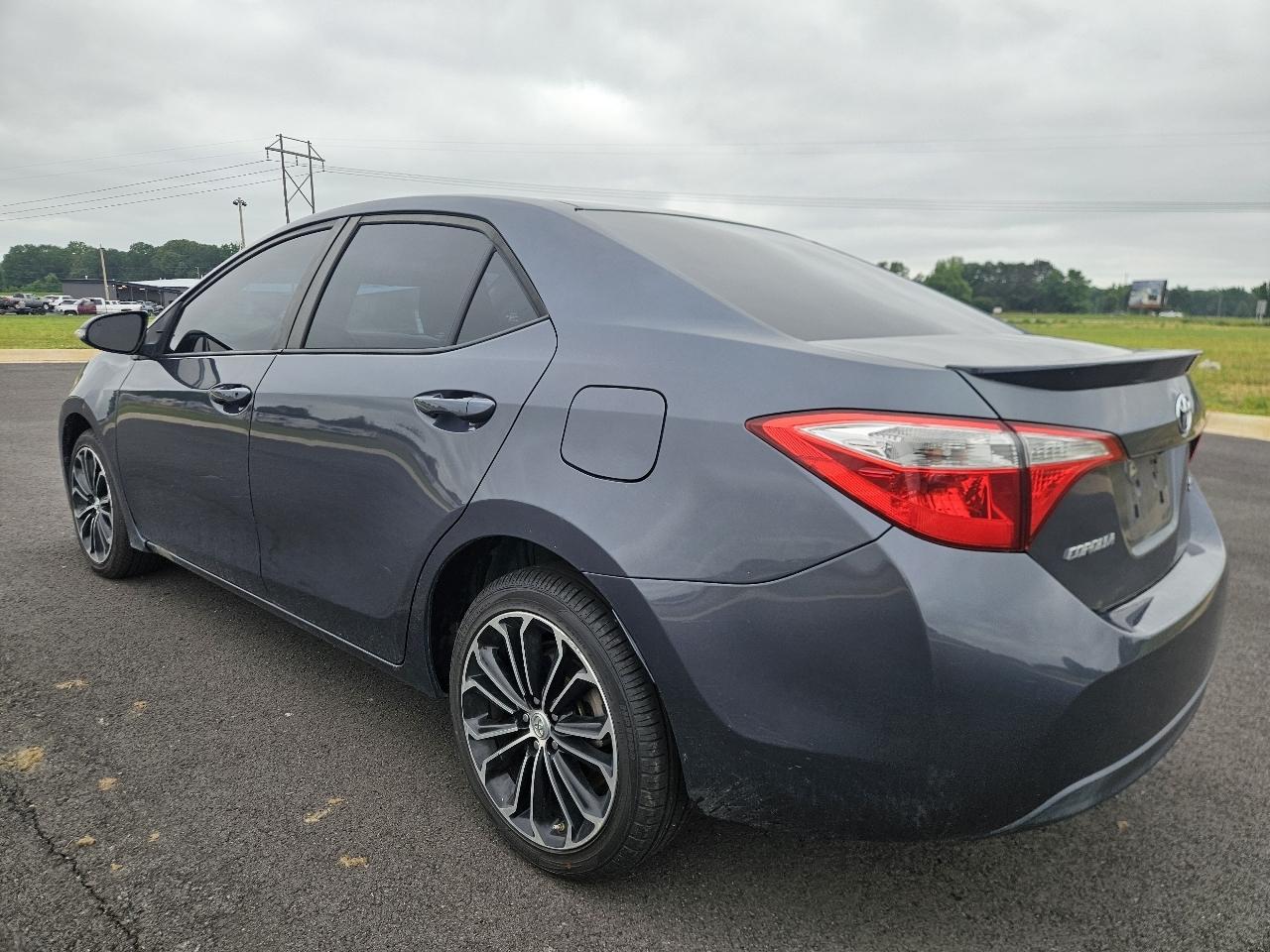 Toyota Corolla 4dr Sdn CVT LE Premium (Natl) 2014