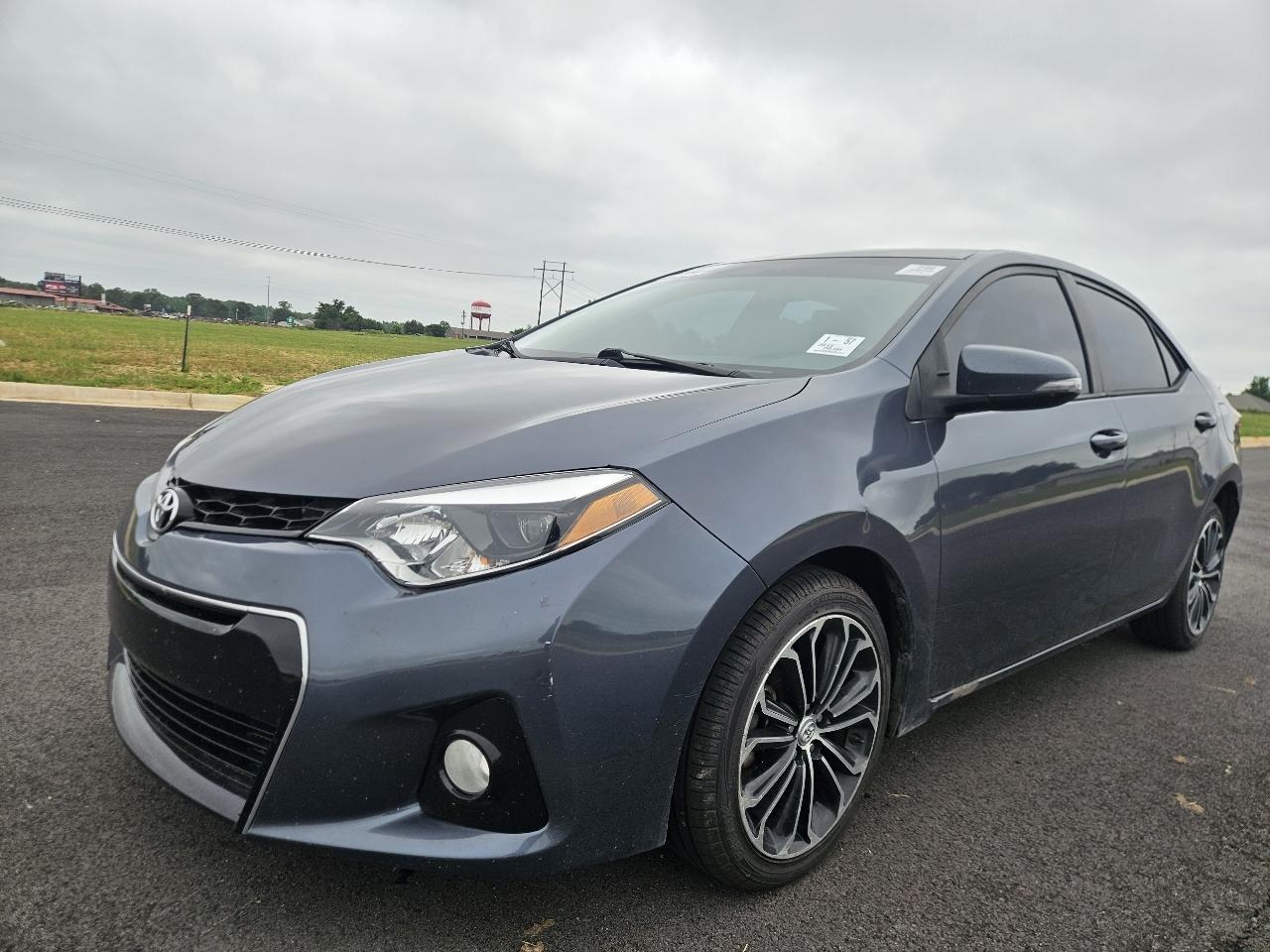 Toyota Corolla 4dr Sdn CVT LE Premium (Natl) 2014