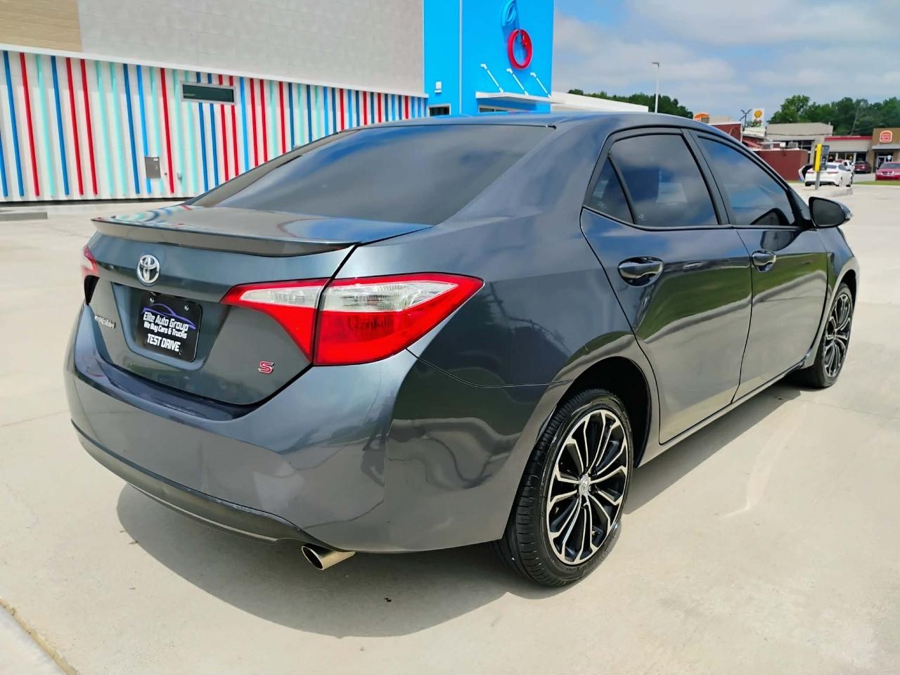 Toyota Corolla 4dr Sdn CVT LE Premium (Natl) 2014