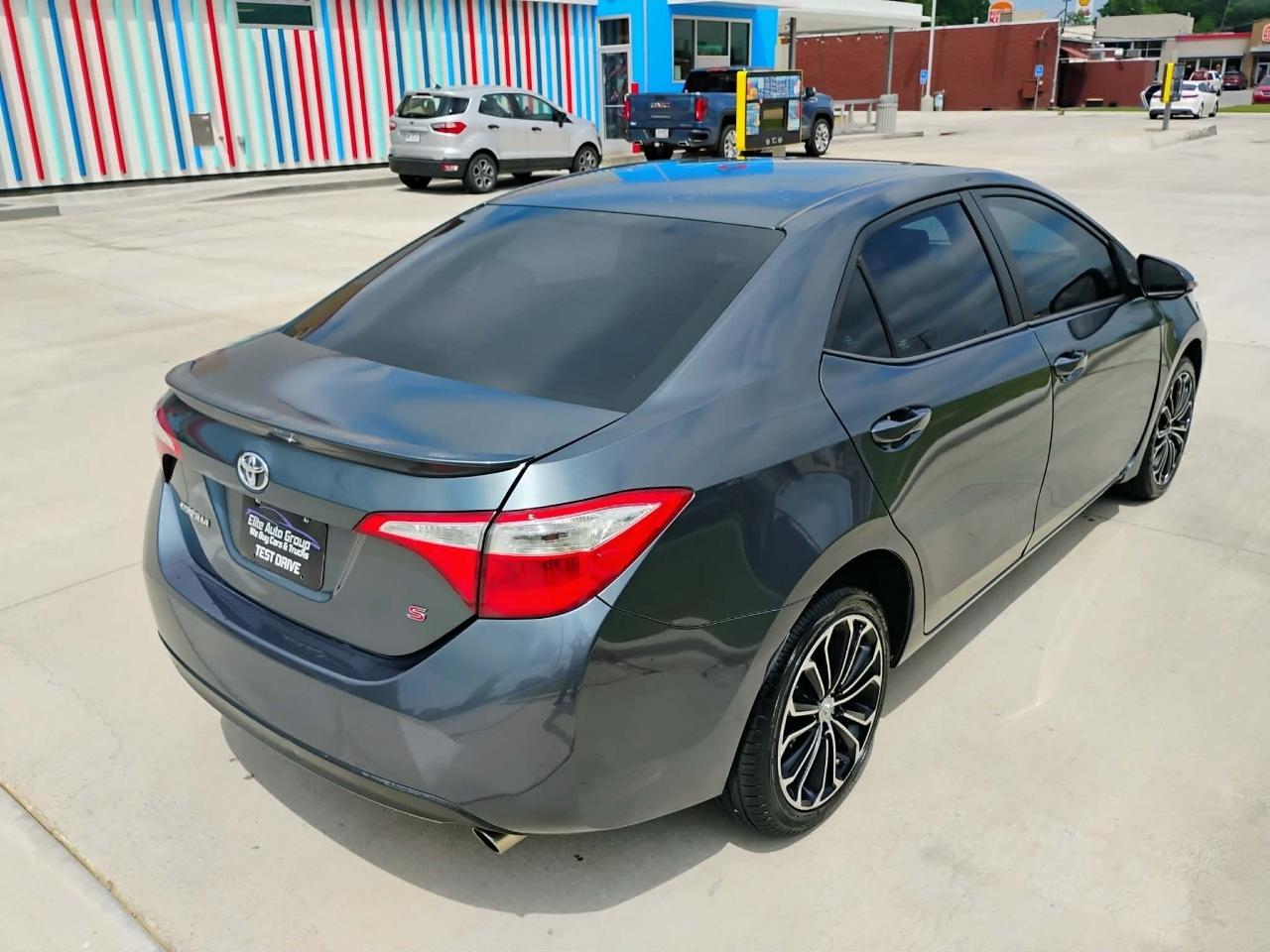 Toyota Corolla 4dr Sdn CVT LE Premium (Natl) 2014