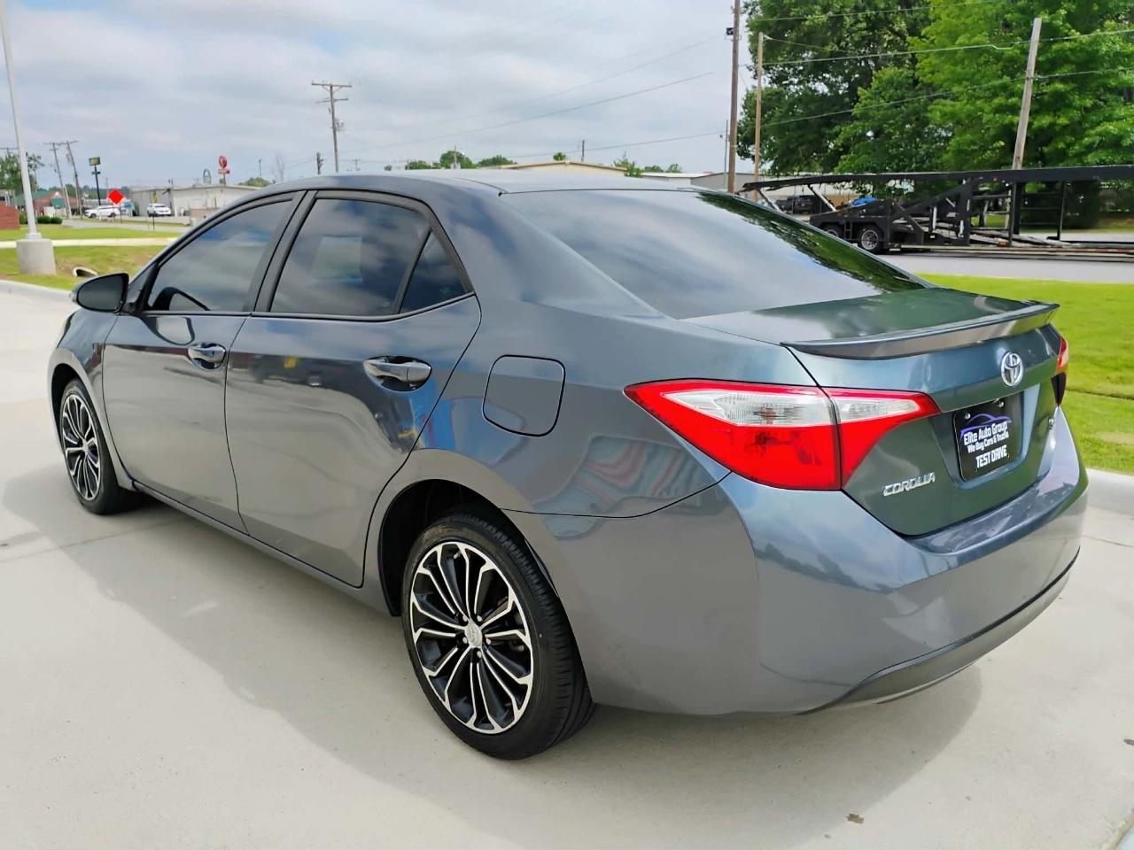Toyota Corolla 4dr Sdn CVT LE Premium (Natl) 2014