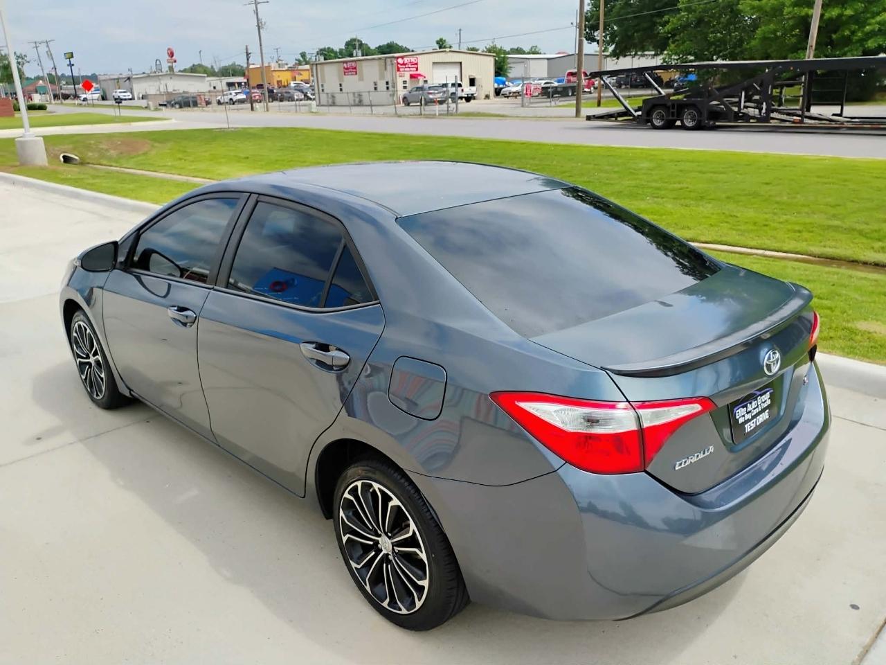 Toyota Corolla 4dr Sdn CVT LE Premium (Natl) 2014
