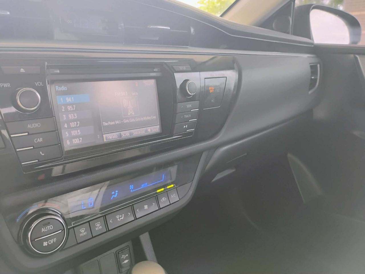 Toyota Corolla 4dr Sdn CVT LE Premium (Natl) 2014
