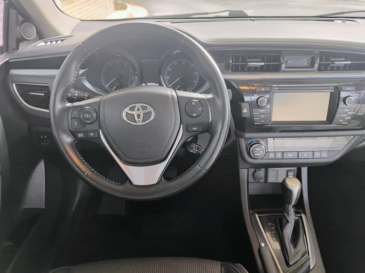 Toyota Corolla 4dr Sdn CVT LE Premium (Natl) 2014